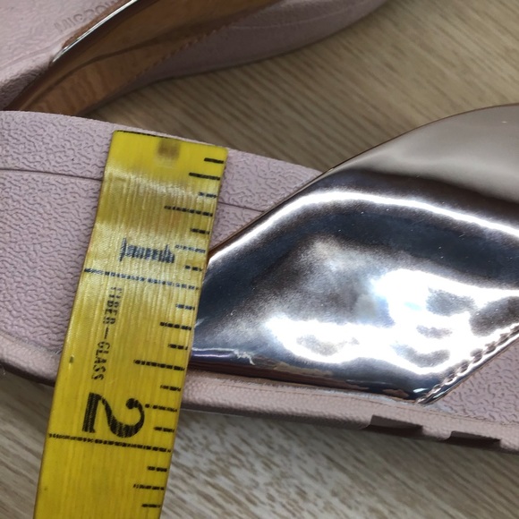 Fitflop Sandal Rosegold - Picture 9 of 11